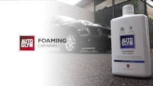 Autoglym Foaming Car Wash Shampoo 1L or 25L | Achieve a nice finish without bells and whistle. It removes everyday contaminants for a streak-free finish.