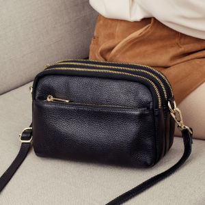 กระเป๋าสะพายข้างหนังแท้แฟชั่นสำหรับผู้หญิง กระเป๋าสี่เหลี่ยมเล็กแบบสามชั้น กระเป๋าสะพายไหล่ข้างเดียว กระเป๋าสะพายข้างแบบลำลอง