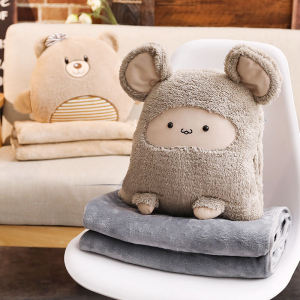 ผ้าห่มรถยนต์พับได้ที่มีขนสัตว์ หมอนสองในหนึ่ง หลากหน้าที่สําหรับสํานักงาน อบอุ่นและสบายด้วยการออกแบบการ์ตูน