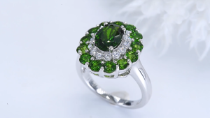 Lohaspie Jewelry Real 2.9 Carats Solid Sterling Silver 925 Ring Original Natural Chrome Diopside Ring 925 Silver Ring Green Gem Chrome Diopside Birthstone Ring For Women Jewelry