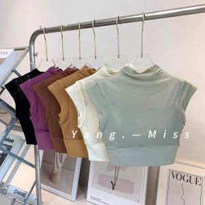 Nylon and Spandex Blend Yoga Top with Chest Pad Fly Sleeve Quick Dry Sports Bra Integrated Cup Top for 18-24 Year Olds