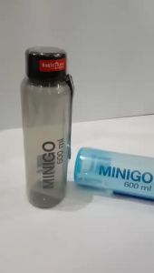 Botol Minum Plastik & Ukuran 600 ml