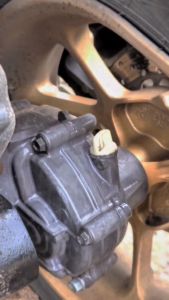 ENGINE DEGREASER 250ml - PERONTOK JAMUR KACA PERONTOK KERAK OLI MESIN - BEH GARAGE