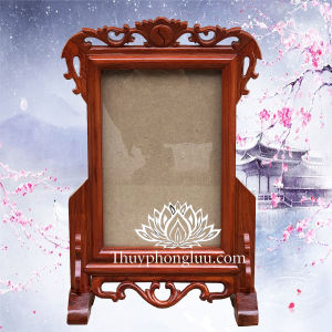 Khung hình bàn thờ gia tiên gỗ hương đơn cỡ ảnh 21x31