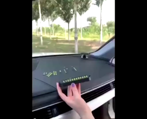 Thẻ Ghi Số Gắn Taplo Ô Tô – Bảng Số Khẩn Cấp Khi Đỗ Xe Nhỏ Gọn Tiện Lợi