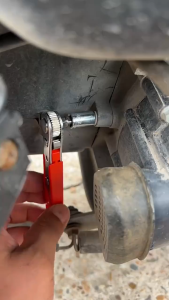 Tua vít Ratchet đa chức năng - Cờ lê từ tính góc phải hai chiều có đầu hình chữ thập