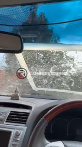 กระจก KAKE สเปรย์เคลือบกระจก 2 ขวด สูตรเข้มข้น 120ml ผ้าไมโครไฟเบอร์ ผลิตภัณฑ์สำหรับป้องกันหยดน้ำเกาะ แถมฟรี