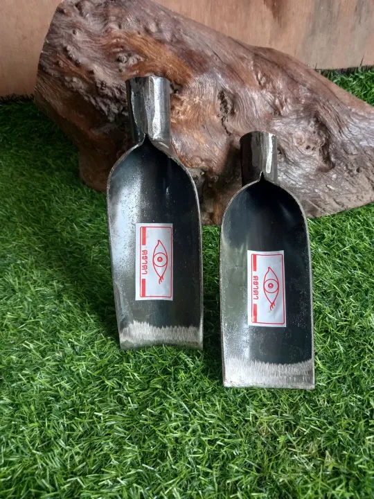 8 อันดับเสียมขุดดินและถากหญ้าที่ดีที่สุดในปี 2025 สำหรับงานสวนทุกประเภท