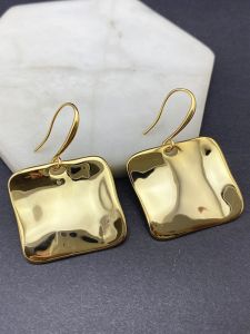 Retro Metal Earrings Square Short Hook Style Unique Hanging Drop Earrings Fashionable Fresh out Alloy Geometric Womens Jewelry