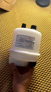 Bình dầu trợ lực lái bằng nhựa ô tô