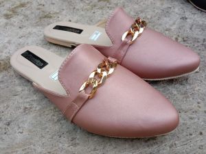 Sendal sepatu wanitaSandal mulesSandal wanita terbarusendal selop wanita kondangansandal sepatu wanitasandal wanitasendal cewek kekinian