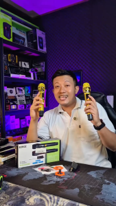 BOMGE Wireless Microphone [Noise Reduction Chip] Karaoke Microphone with Clear UHF Sound 30m Range Type-C Charging 1200mAh Battery 8 Hours of Use for Recorders Streets Bars and Live Broadcasts