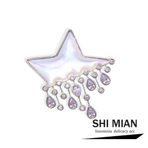 Korean Japanese Style Natural Mother of Pearl Star Brooch Pin Womens Luxury Simple Suit Coat Versatile Brooch Flower Accessory