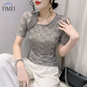 Yimei Áo kim cương nổi bật phong cách nước ngoài áo thun nữ Quảng Châu xinh đẹp và thon gọn cổ chữ V chéo xương ngắn tay Mới 2023 mùa hè cho nữ