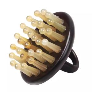 XIAOLIZI | Natural Sandalwood Massaging Hair Wash Comb
