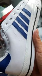 รอเท้าผ้าใบแฟชั่่นแบบชิคพร้อมกล่องสี่แทบfeebusรุ่นf-511มีไชส37-44