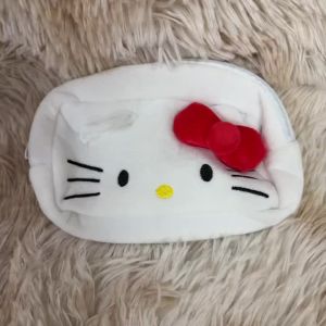 Sanrio | Hộp Đựng Bút Chì Sang Trọng Sanrio Hello Kitty Dung Tích Lớn Dụng Cụ Sắp Xếp Văn Phòng Phẩm Dễ Thương Lấy Cảm Hứng Từ Nhật Bản Dành Cho Lứa Tuổi Từ 14 Trở Lên