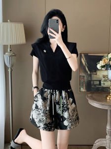 Black Casual Two-Piece Set Womens Summer New V-neck Short Sleeve Top Floral Shorts Set Elegant Lady Style Ensemble