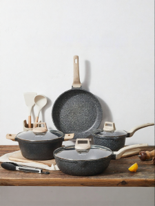 CAROTE | Titanium Non-Stick Kitchen Pot Set Multi Stove Compatible