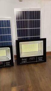 Đèn pha năng lượng mặt trời 100W 200W 300W & 500W Vỏ nhôm Tấm pin rời Ánh sáng trắng Báo pin ngoài