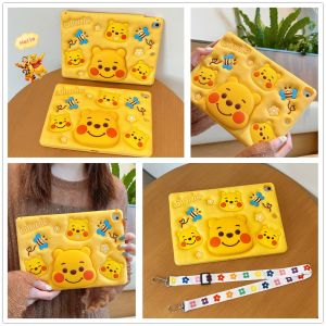 For Apple iPad 10th 9th 8th 7th 10.9"10.2" 5th 6th Air Pro 5th 4th 3rd 9.7" 10.9" 10.5" 11.0" Mini 1 2 3 4 5 6th Gen 7.9" 8.3" 2020 2021 2022 Kids Tablet Telescopic Support Cute Cartoon Pooh Bear Handle Soft Silicone Strap Cover