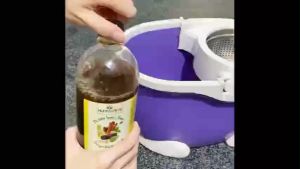 Nước lau sàn tinh dầu sả chanh nước lau nhà đuổi côn trùng thơm lâu lau sàn nhà đuổi muỗi thành phần hoàn toàn tự nhiên an toàn cho trẻ nhỏ bảo vệ cả gia đình