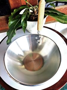 wajan sunduk wajan gagang kayu wajan cekung halus dan tebal penggorengan dari alumunium ukuran diameter 24 cm handmade