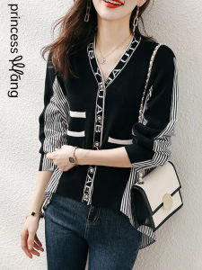 WANGGONGZHU | Princess Style Striped Long Sleeve V-Neck T-Shirt Womens Autumn Fashion Vintage Loose Fit Striped Pattern Button Up Top