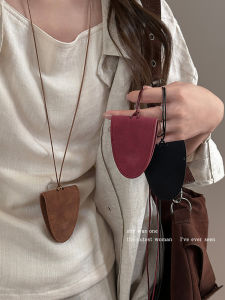 Necklace Magnetic Absorption Eyeglass Clip Long Sweater Chain Womens Luxury Minimalist Fashion Pendant Lockbone Chain Accessory