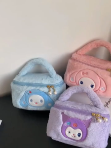 Sanrio Makeup Bag Cosmetic 💄 三丽鸥卡通化妆包 Beg Kosmetik Beg Solekan Kartun Comel Lembut Simpan Barang Fluffy Storage Plush Toy Cartoon Kuromi