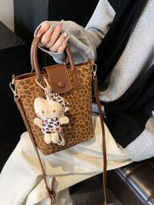 Womens Bag 2024 Fall and Winter New Arrival Vintage Leopard Print Small Square Bag Niche Style Music Scores Bag Shoulder Crossbody Satchel Bucket Bag