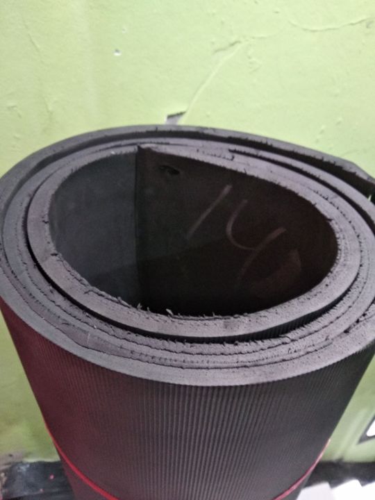 Alas Bak Mobil Pick Up untuk ss futura Tebal 1.4 cm (14 mm) ukuran 150 x 260 cm bahan spon awet dan kuat melindungi bak mobil ada berhadiah lap Micropiber selama persediaan masih ada
