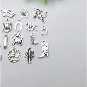 10pcs/21pcs Alloy Antique Silvery Western Denim Pendant Jewelry Making DIY Earrings Charms for Jewelry Bracelets Necklace