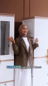 Lemari Premium Olymplast OTC Luxury Lemari Modern dengan Cermin Layar Sentuh Lemari Jumbo Premium