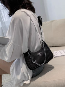 Black Three-in-One Versatile Womens Shoulder Bag Ins Underarm Crossbody Bag Nylon Material Zipper Closure Fashionable Moon-Shaped Bag