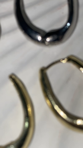 Anting Hoop Oval Tebal Mewah – Luxe Oval Bold Earrings Korean Style A381