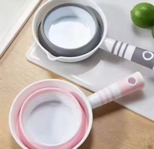 Fold-able Water Ladle Collapsible Water Scoop Dipper Folding Bath Spoon Ladle Space Saving for Kitchen Bathroom Utensils