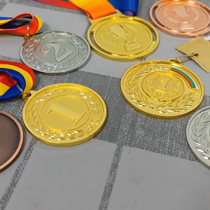 Vktech 30 Pieces 2 Inches Gold Silver Bronze Award Medal Winner Medal Winner Medals Gold Prize for Sports Competitions Party Spelling Bees