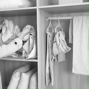 พร้อมส่งจากไทย ที่แขวนกางเกง 5 ชั้น ไม้แขวนเสื้อ ไม้แขวนกางเกง ที่แขวนเนคไท สแตนเลสคุณภาพดี แขวนกางเกงและผ้าขนหนู ไม้แขวน แข็งแรง ปรับรูปแบบ แขวนได้ทั้งแนวตั้งแนวนอน ประหยัดพื้นที่ ราวพาดกางเกง ไม้แขวนกางเกงแบบพับได้ ราวแขวนกางเกง ตู้เสื้อผ้า จัดระเบียบ