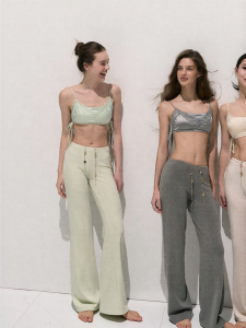OAKMOO | Áo Camisole Đan Ren Co Dãn Nhiều Lớp