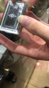 Bật lửa khò 1 tia hình lá bài có gương soi có đèn Led nhấp nháy dùng gas