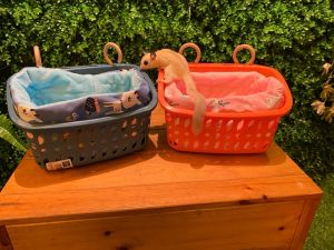 Sugar glider bed + plastic bed holder/basket