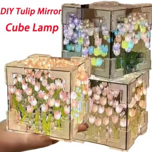 โคมไฟกลางคืนรูปดอกทิวลิป DIY สุดสร้างสรรค์ / โคมไฟขนาดเล็กพร้อมแพ็คเกจวัสดุ 3 มิติ งานฝีมือของขวัญ เหมาะสำหรับคู่รักและคนรัก / โคมไฟกลางคืนรูปดอกทิวลิป 3 มิติ / โคมไฟตั้งโต๊ะกระจก DIY
