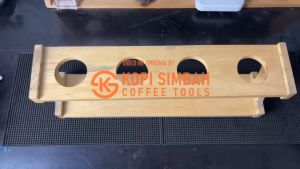 Stand Dripper Kopi V60 Manual Brew Coffee Holder Papan Seduh Kayu 4 Lubang