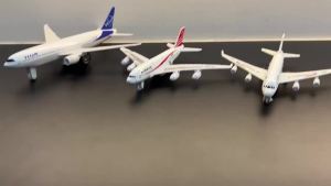 Miniature Aviation Model Children Toy Simulation Alloy Aircraft With Pull Back Passenger Model Airplane Collection Boys Toys