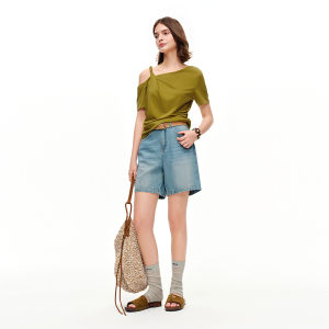 DUSHU | Asymmetrical Off-shoulder Slim Fit T-Shirt