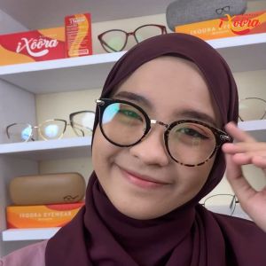 Frame Kacamata Antiradiasi Ixoora Calviera Wanita