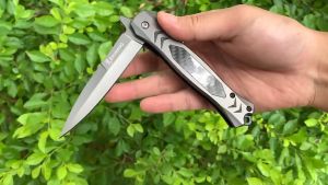 Browning มีดเดินป่า มีดพับพกพา มีดพับ 22.5cm เครื่องมือกลางแจ้ง ความแข็งสูง อุปกรณ์เดินป่า Folding Knife High Hardness Outdoor Hunting Knife Camping Survival Tools