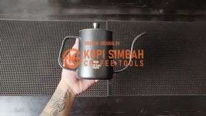 Kettle Leher Angsa 600 ml Stainless Black Teflon Teko Kopi Goose Neck Hitam Ketel Pour Over Coffee Manual Brew