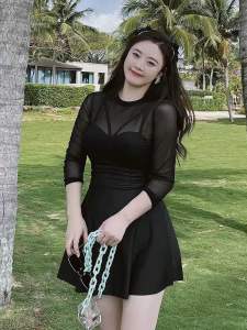 Đồ bơi nữ kín đáo liền thân sét bikini 2 món kèm áo lưới tay dài đi du lịch biển sang chảnh